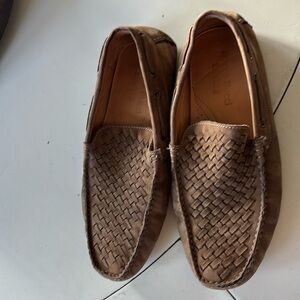 🍁💐Bacco Bucci Brown Slip-On Loafers with Woven Leather Design